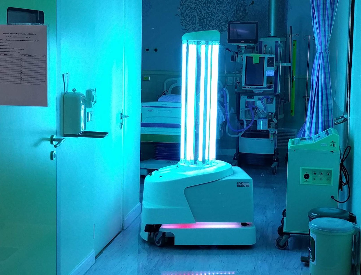 UV disinfection machine