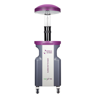 Xenon UV disinfection robot